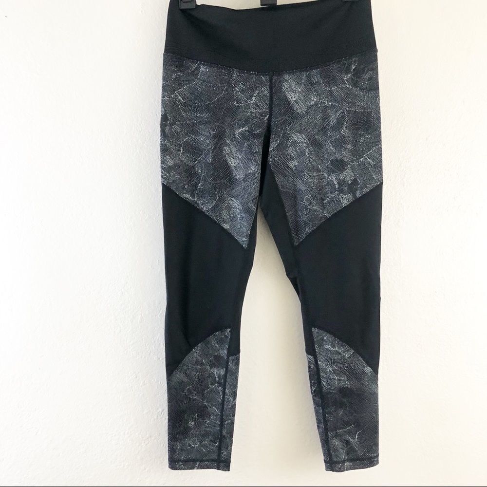 Zella Two tone black grey Leggings size M